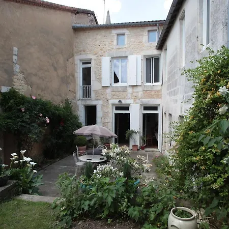 Le Magnolia * La Rochefoucauld