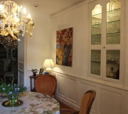 Le Magnolia Bed & Breakfast *
