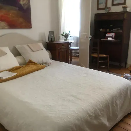 Bed & Breakfast Le Magnolia La Rochefoucauld