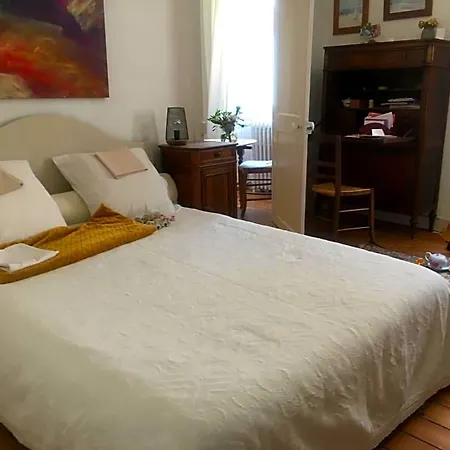 Bed & Breakfast Le Magnolia La Rochefoucauld